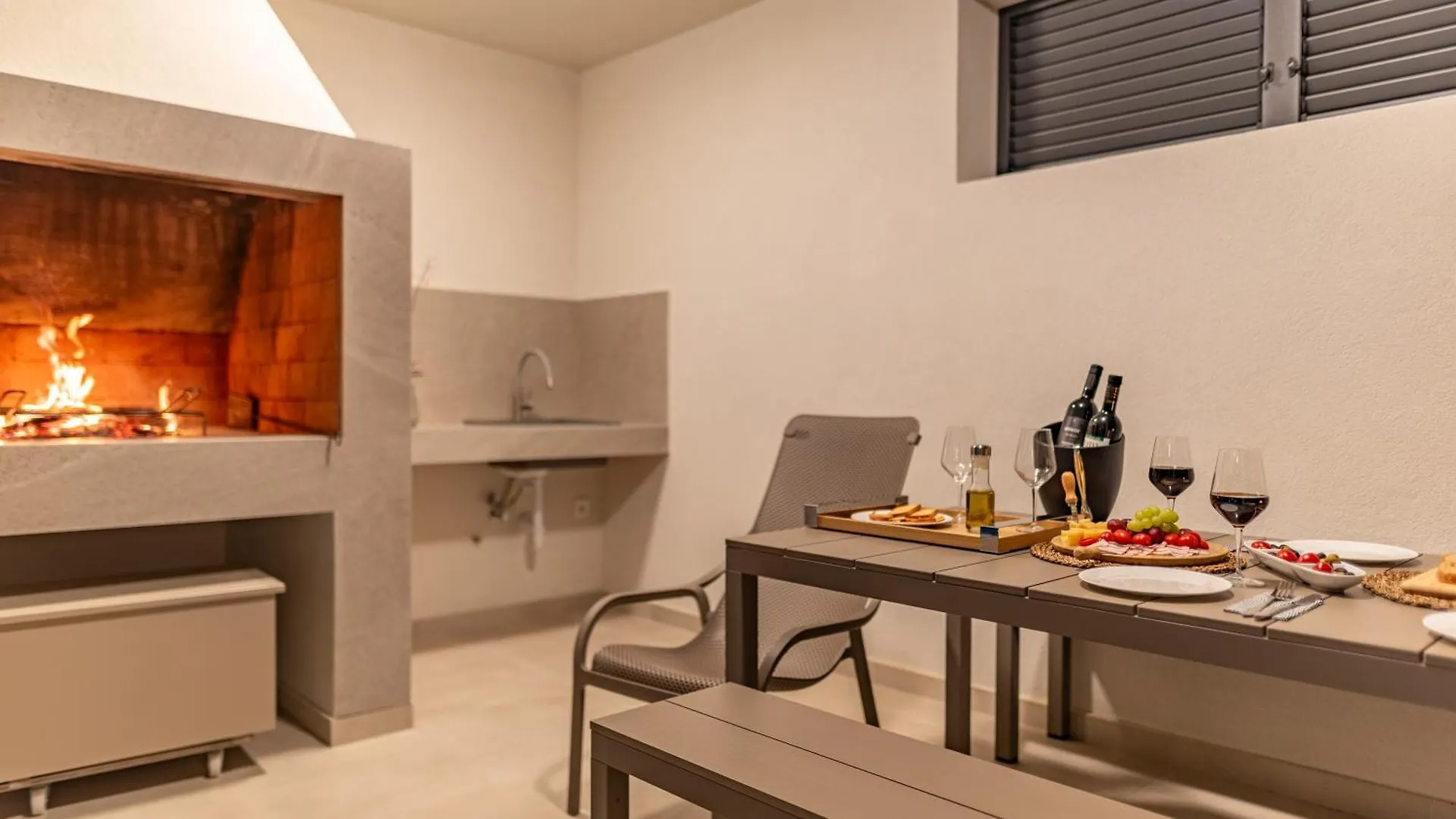 Modern 4Br Private Villa - Pool, Jacuzzi, Gaming Room Bibinje Kroatien