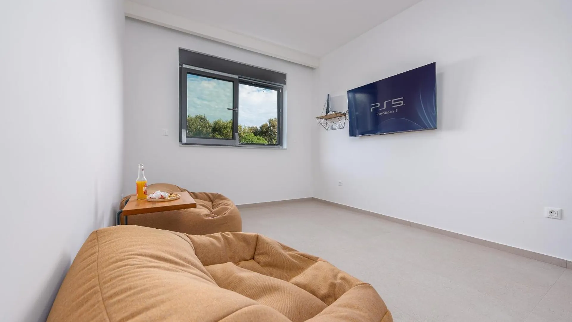 Modern 4Br Private Villa - Pool, Jacuzzi, Gaming Room Bibinje