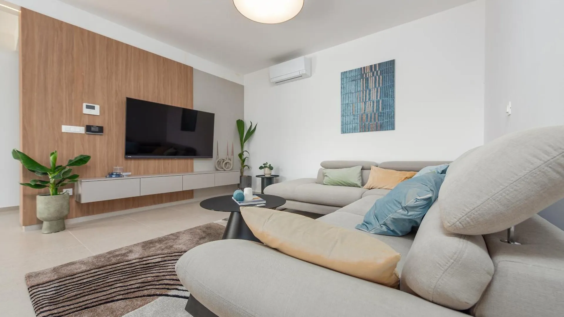 Modern 4Br Private Villa - Pool, Jacuzzi, Gaming Room Bibinje Kroatien
