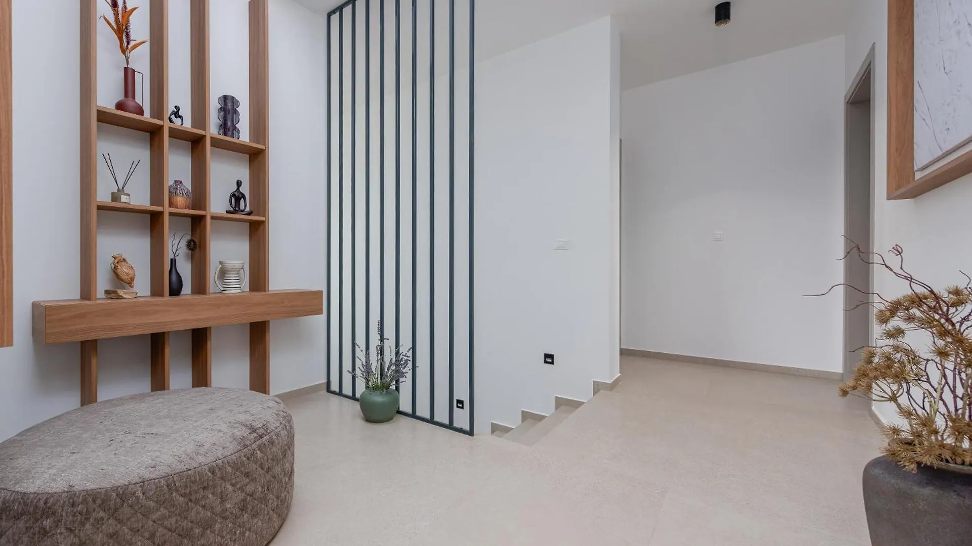 Modern 4Br Private Villa - Pool, Jacuzzi, Gaming Room Bibinje