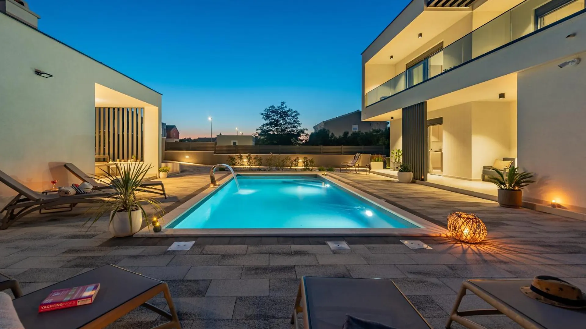 Modern 4Br Private Villa - Pool, Jacuzzi, Gaming Room Bibinje